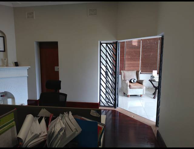 4 BEDROOM HOUSE FOR SALE IN GLENWOOD